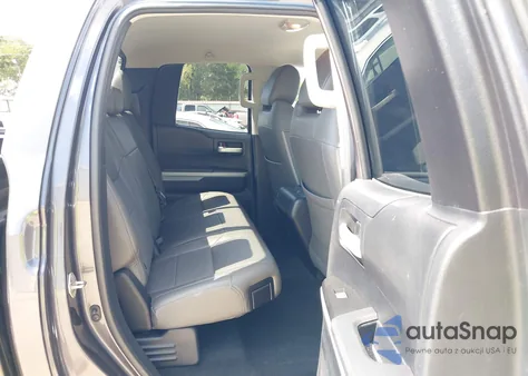 2017 Toyota Tundra Sr5 4.6L V8 z USA, uszkodzony, nr VIN 5TFRM5F19HX116065